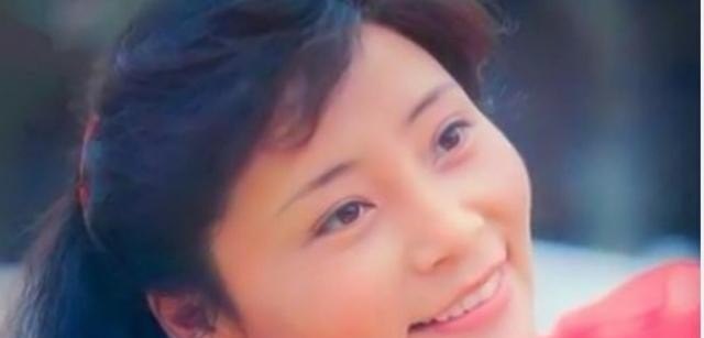 霉霉变脸特效是什么歌,流行音乐加特效 霉霉变脸特效是什么歌,流行音乐加特效 - 爱唱歌