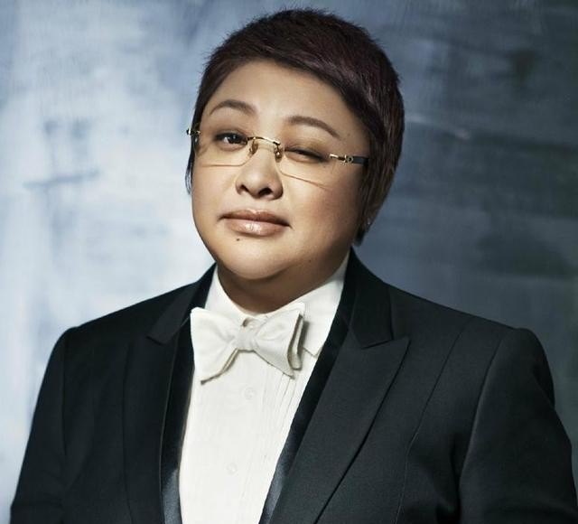 周信芳唱腔为什么沙哑,网红咽喉嗓音歌手 周信芳唱腔为什么沙哑,网红咽喉嗓音歌手 - 爱唱歌