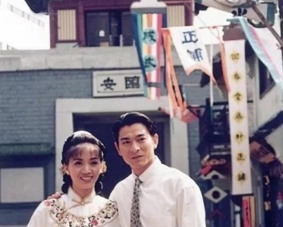 歌词里有套路深的歌名_同一首曲子但不同歌词是不是也不算同一首歌 歌词里有套路深的歌名_同一首曲子但不同歌词是不是也不算同一首歌 - 爱唱歌