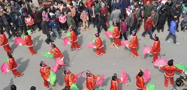 小孩喜欢唱歌报什么班_薛之谦南京演唱会唱多久 小孩喜欢唱歌报什么班_薛之谦南京演唱会唱多久 - 爱唱歌