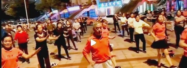 伊利巧乐兹所有的广告歌曲 伊利巧乐兹所有的广告歌曲 - 爱唱歌