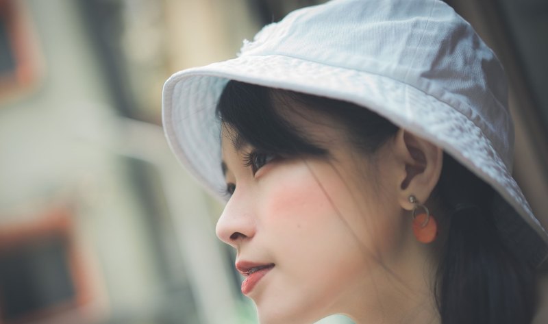 女生说你猜我信不信怎么幽默回答 - 爱唱歌