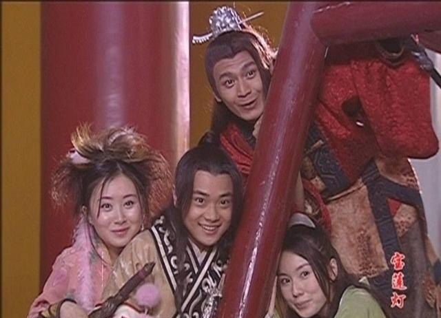 黄百鸣吴君如电影 - 爱唱歌