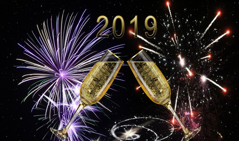 凤舞九天四周年纪念43分钟那是什么歌 凤舞九天四周年纪念43分钟那是什么歌 - 爱唱歌