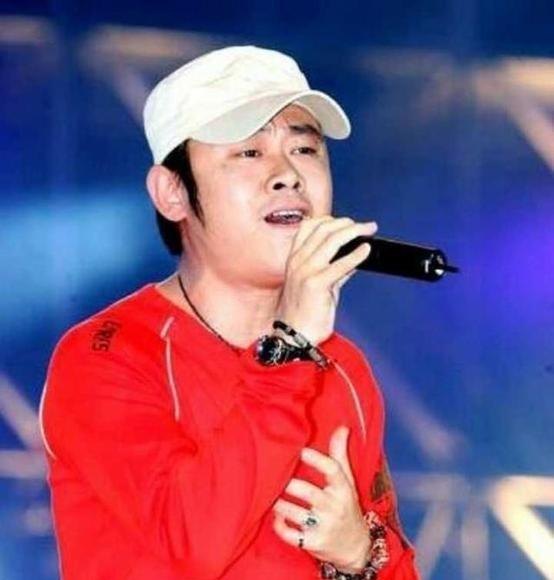 绵阳网红即兴歌手 绵阳网红即兴歌手 - 爱唱歌