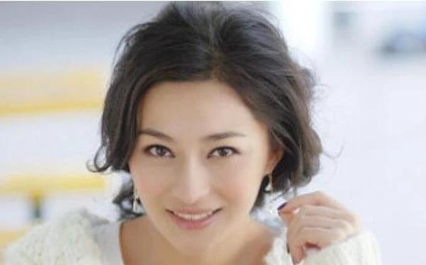青春不言败靳东吹的是什么曲子 青春不言败靳东吹的是什么曲子 - 爱唱歌