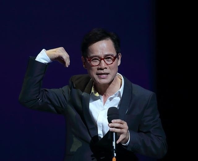 歌声如何与伴奏结合 歌声如何与伴奏结合 - 爱唱歌