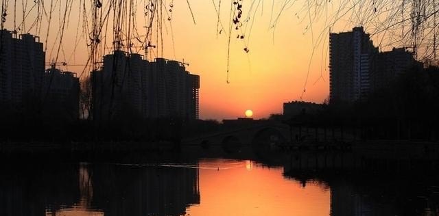 情人突然对我爱理不理是什么意思 情人突然对我爱理不理是什么意思 - 爱唱歌