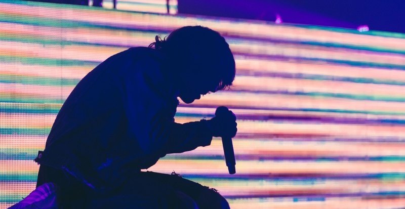 赤道的男人主题歌 赤道的男人主题歌 - 爱唱歌