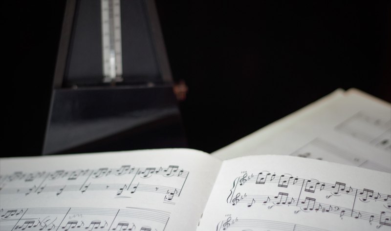有一首歌词里面有很多“如果”！~叫什么名字 - 爱唱歌