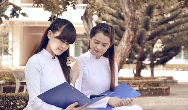 不如我们谈恋爱是啥歌 不如我们谈恋爱是啥歌 - 爱唱歌