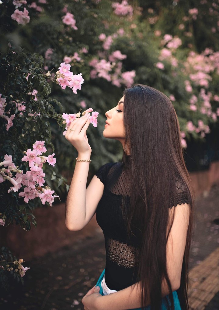爱在迷迷茫茫中开始是什么歌粤语 爱在迷迷茫茫中开始是什么歌粤语 - 爱唱歌