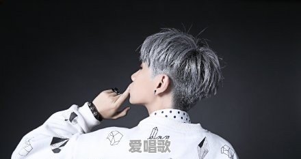 许嵩、汪苏泷、徐良,你们还记得当年非主流的QQ音乐网络三巨头吗 许嵩、汪苏泷、徐良,你们还记得当年非主流的QQ音乐网络三巨头吗 - 爱唱歌