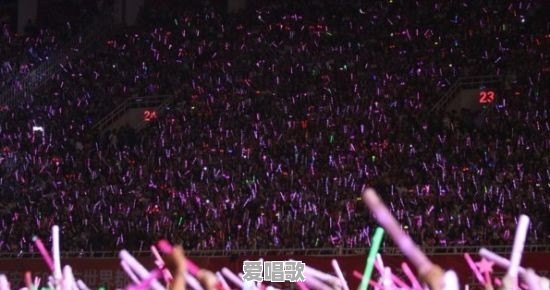 近10流行的网络歌曲 近10流行的网络歌曲 - 爱唱歌