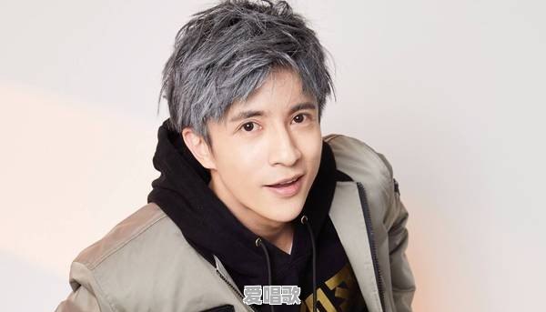 陈奕迅那首《浮夸》感染了你吗 陈奕迅那首《浮夸》感染了你吗 - 爱唱歌