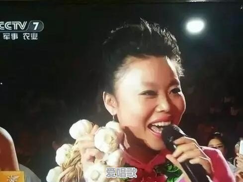 吃大蒜网红歌手 吃大蒜网红歌手 - 爱唱歌