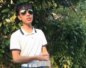广西除了桂平光头哥,还有哪些头条自媒体大咖 广西除了桂平光头哥,还有哪些头条自媒体大咖 - 爱唱歌