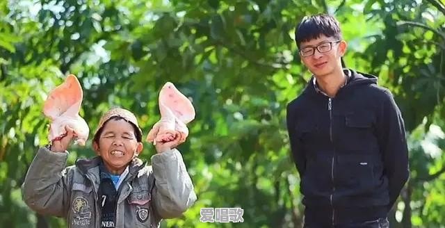 广西除了桂平光头哥,还有哪些头条自媒体大咖 广西除了桂平光头哥,还有哪些头条自媒体大咖 - 爱唱歌