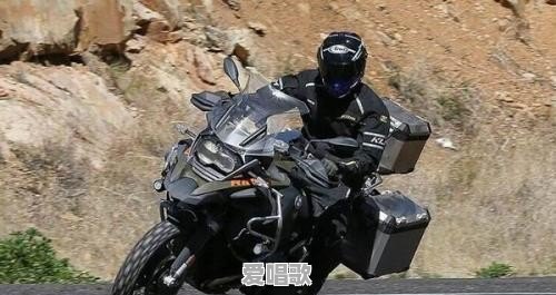 长途骑行摩托或者说摩旅的乐趣在哪 - 爱唱歌