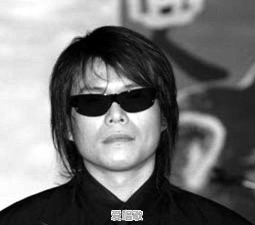 地位无法动摇的摇滚歌手:又老又土的伍佰,为何仍有无数粉丝 地位无法动摇的摇滚歌手:又老又土的伍佰,为何仍有无数粉丝 - 爱唱歌