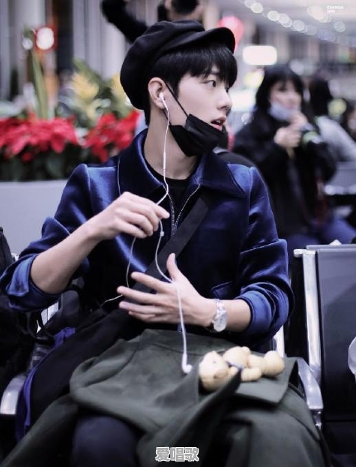 你最佩服的男星是谁?为什么 你最佩服的男星是谁?为什么 - 爱唱歌