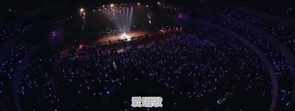 冯提莫再次被喷上热搜,“因点评周传雄被称小白,事实却并非如此”,原因是什么呢 冯提莫再次被喷上热搜,“因点评周传雄被称小白,事实却并非如此”,原因是什么呢 - 爱唱歌