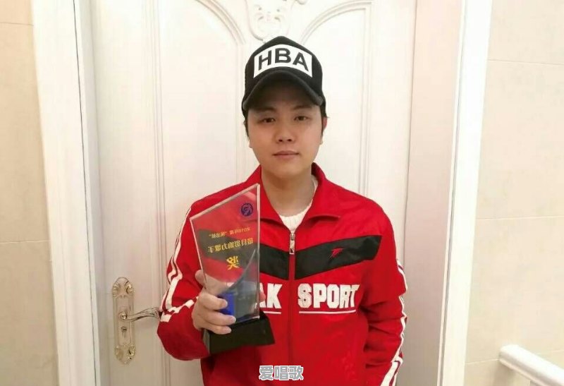 许嵩、六哲、欢子、郑源等这些明星,歌曲都广为流传,为什么就是不火呢 许嵩、六哲、欢子、郑源等这些明星,歌曲都广为流传,为什么就是不火呢 - 爱唱歌