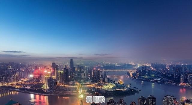 你们认为最漂亮的街拍照片有哪些?可以分享吗 你们认为最漂亮的街拍照片有哪些?可以分享吗 - 爱唱歌