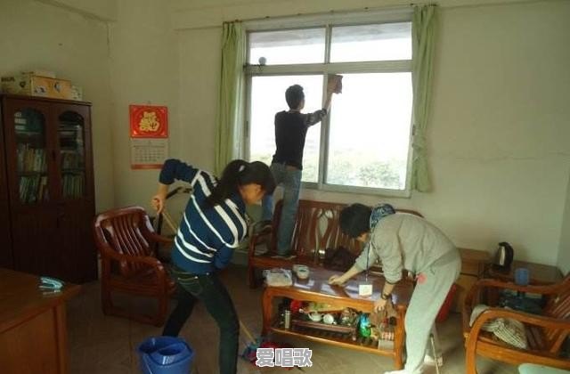 一个女生能脏到什么程度 - 爱唱歌