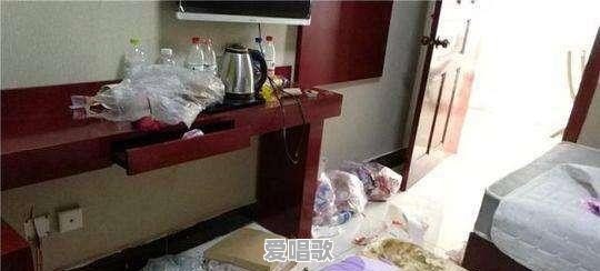 一个女生能脏到什么程度 - 爱唱歌