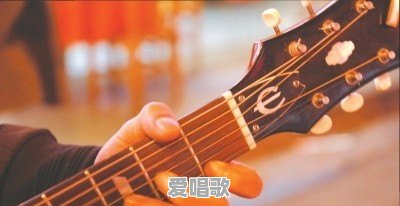 都说我唱歌好听，想出去街头唱歌，赚点外快，可是却又害怕，你们怎么看待街头唱歌 - 爱唱歌