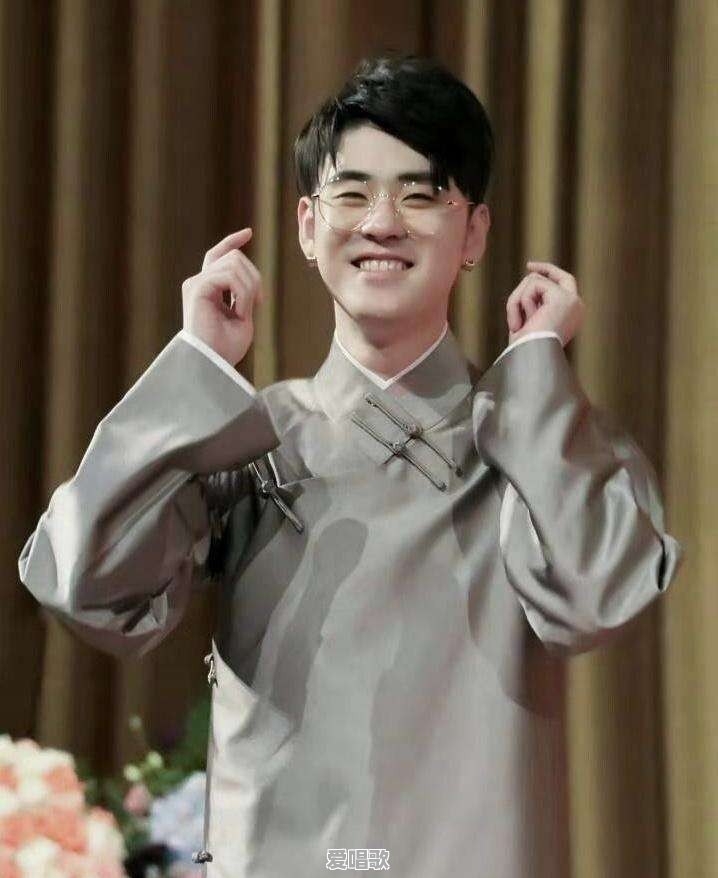 张云雷演唱过哪些歌曲、戏曲和太平歌词呢?最具代表性的有哪些呢 张云雷演唱过哪些歌曲、戏曲和太平歌词呢?最具代表性的有哪些呢 - 爱唱歌