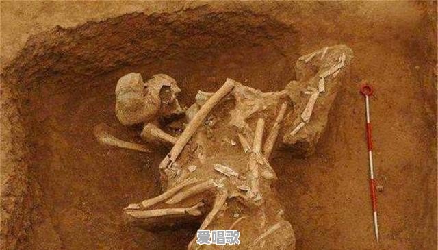秦始皇最宠爱的女儿嬴阴嫚是怎么死的?嬴阴嫚的生母是谁 秦始皇最宠爱的女儿嬴阴嫚是怎么死的?嬴阴嫚的生母是谁 - 爱唱歌