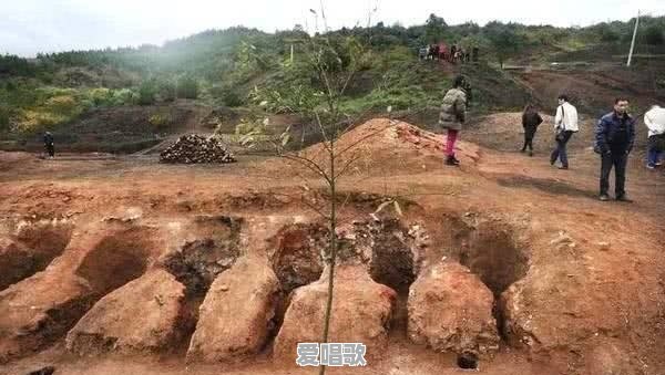 秦始皇最宠爱的女儿嬴阴嫚是怎么死的?嬴阴嫚的生母是谁 秦始皇最宠爱的女儿嬴阴嫚是怎么死的?嬴阴嫚的生母是谁 - 爱唱歌