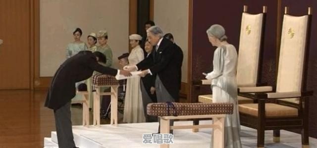 日本天皇为何现在退位 日本天皇为何现在退位 - 爱唱歌