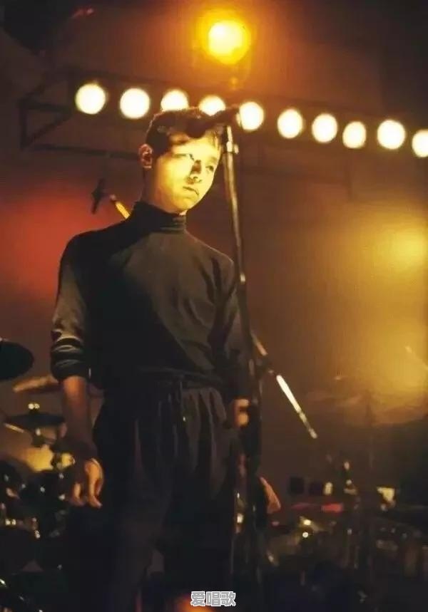 1994红磡摇滚中国乐势力演唱会为何一直被神话 1994红磡摇滚中国乐势力演唱会为何一直被神话 - 爱唱歌