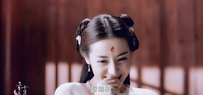 国内目前哪些女艺人称得上顶级流量?排前三的都有谁 国内目前哪些女艺人称得上顶级流量?排前三的都有谁 - 爱唱歌