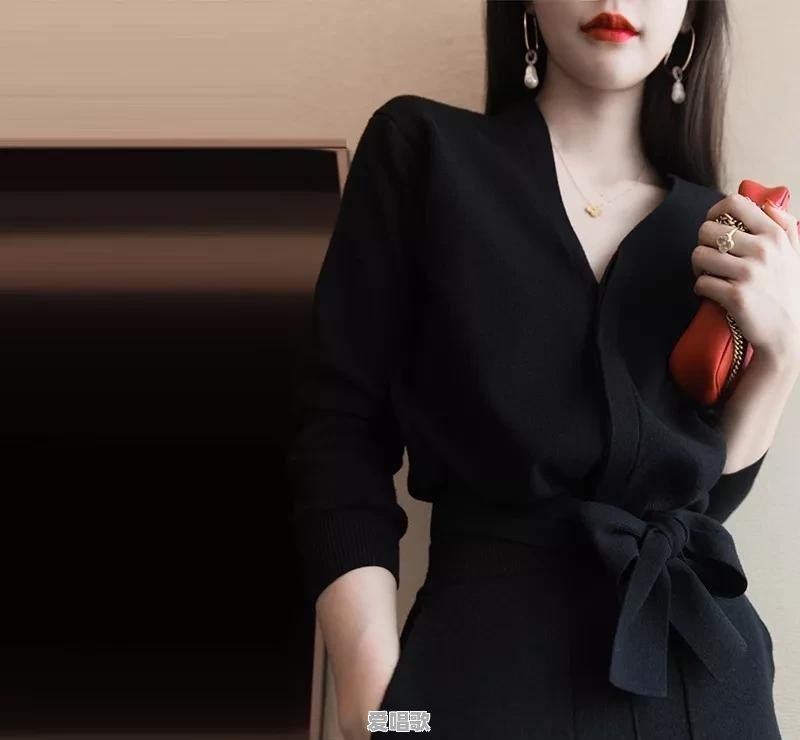 胸部丰满的妹子,穿衣有什么搭配 胸部丰满的妹子,穿衣有什么搭配 - 爱唱歌