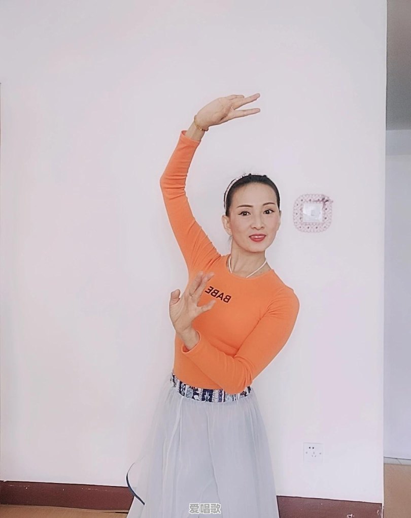 男生五音不全,基本什么歌都唱不好,去KTV只能听别人唱,怎么才能把歌练好呢 男生五音不全,基本什么歌都唱不好,去KTV只能听别人唱,怎么才能把歌练好呢 - 爱唱歌