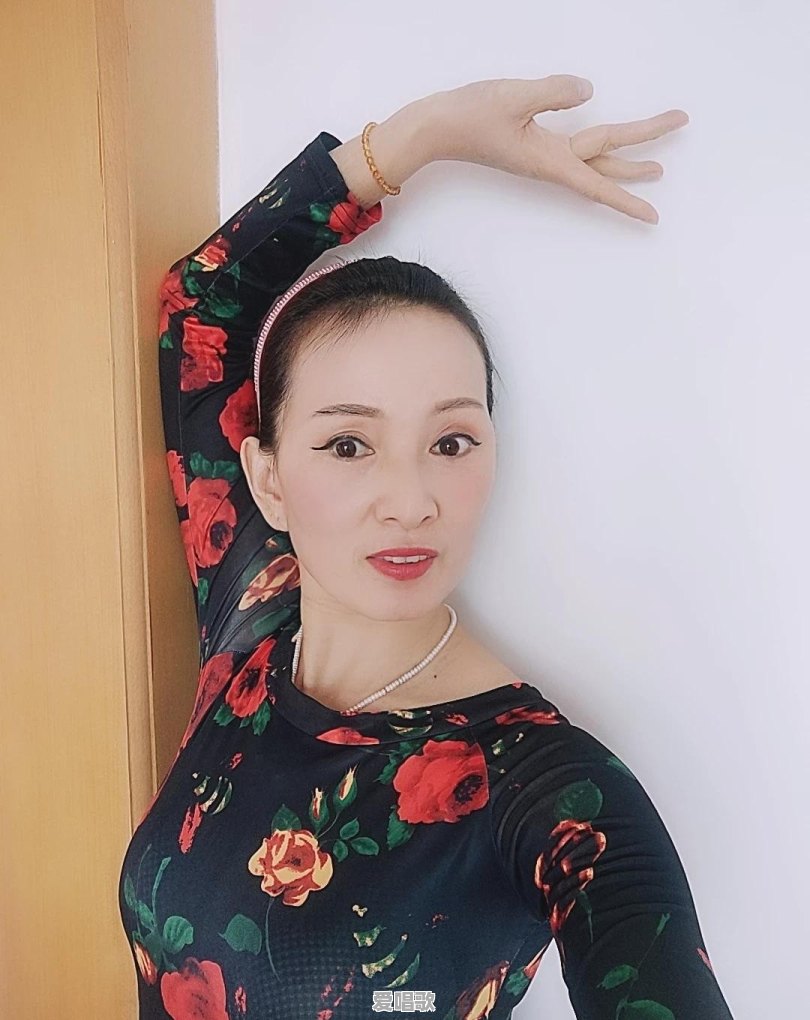 男生五音不全,基本什么歌都唱不好,去KTV只能听别人唱,怎么才能把歌练好呢 男生五音不全,基本什么歌都唱不好,去KTV只能听别人唱,怎么才能把歌练好呢 - 爱唱歌