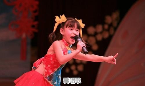嗓音比较粗,怎么练习唱歌 嗓音比较粗,怎么练习唱歌 - 爱唱歌
