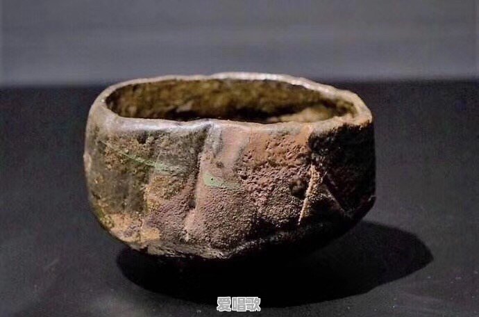 情感在艺术创作和艺术欣赏中的作用和地位 情感在艺术创作和艺术欣赏中的作用和地位 - 爱唱歌
