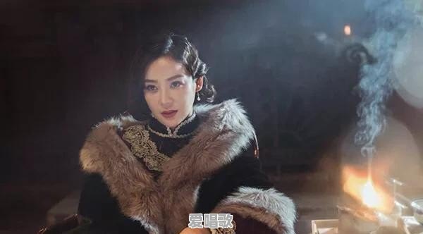 《老酒馆》开播，一群老戏骨撑起了这部戏的收视率，想听听您对这部戏的评价是什么 - 爱唱歌