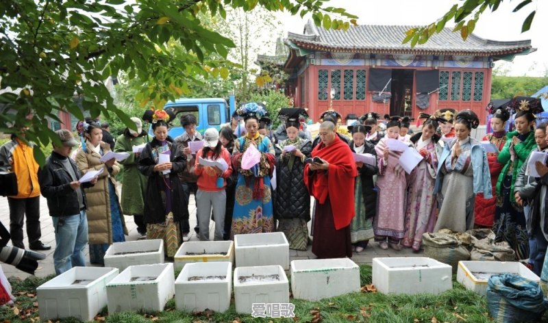 哪些电视剧剧组后台的搞笑场景,让你笑得合不拢嘴 哪些电视剧剧组后台的搞笑场景,让你笑得合不拢嘴 - 爱唱歌