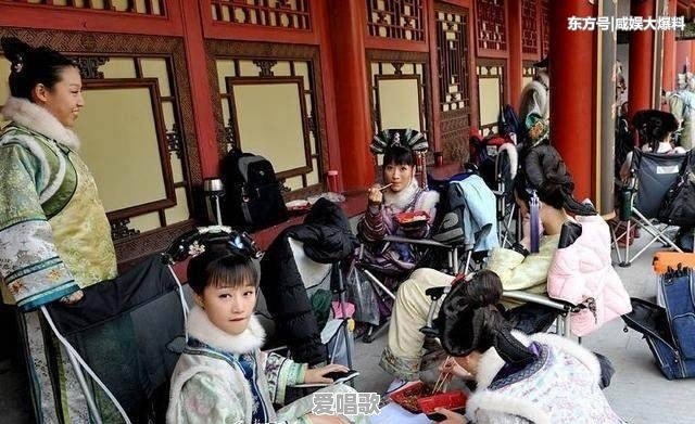 哪些电视剧剧组后台的搞笑场景,让你笑得合不拢嘴 哪些电视剧剧组后台的搞笑场景,让你笑得合不拢嘴 - 爱唱歌