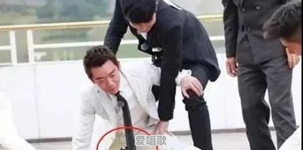 “半个娱乐圈的明星都改过名”,哪个明星原来的名字能让你笑半天 “半个娱乐圈的明星都改过名”,哪个明星原来的名字能让你笑半天 - 爱唱歌