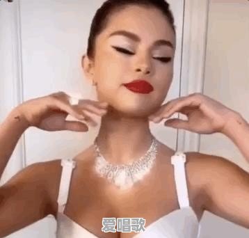 有什么歌是你在无聊时觉得很好听的?推荐一下 有什么歌是你在无聊时觉得很好听的?推荐一下 - 爱唱歌