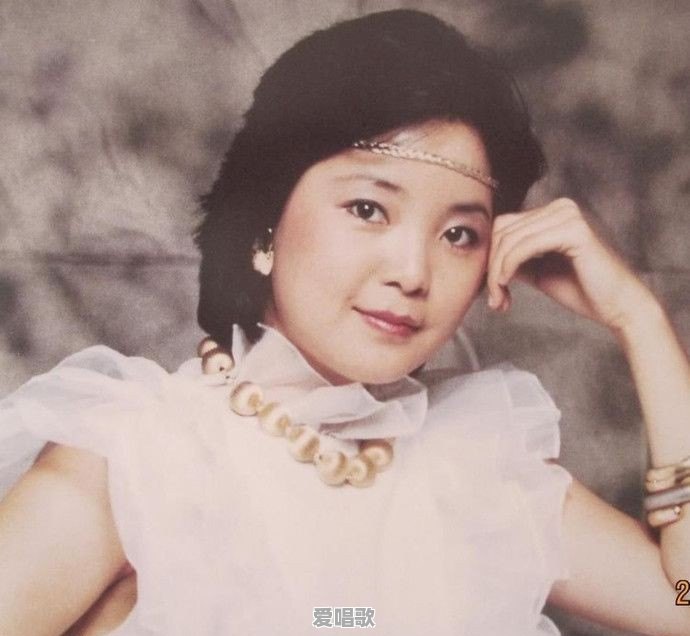 有什么歌是你在无聊时觉得很好听的?推荐一下 有什么歌是你在无聊时觉得很好听的?推荐一下 - 爱唱歌
