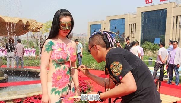 人体艺术真的大部分是展示女人吗?为什么 人体艺术真的大部分是展示女人吗?为什么 - 爱唱歌