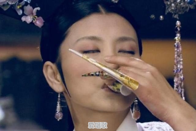 温实初与沈眉庄睡了一晚上，为什么外面的宫女太监没有去告密 - 爱唱歌